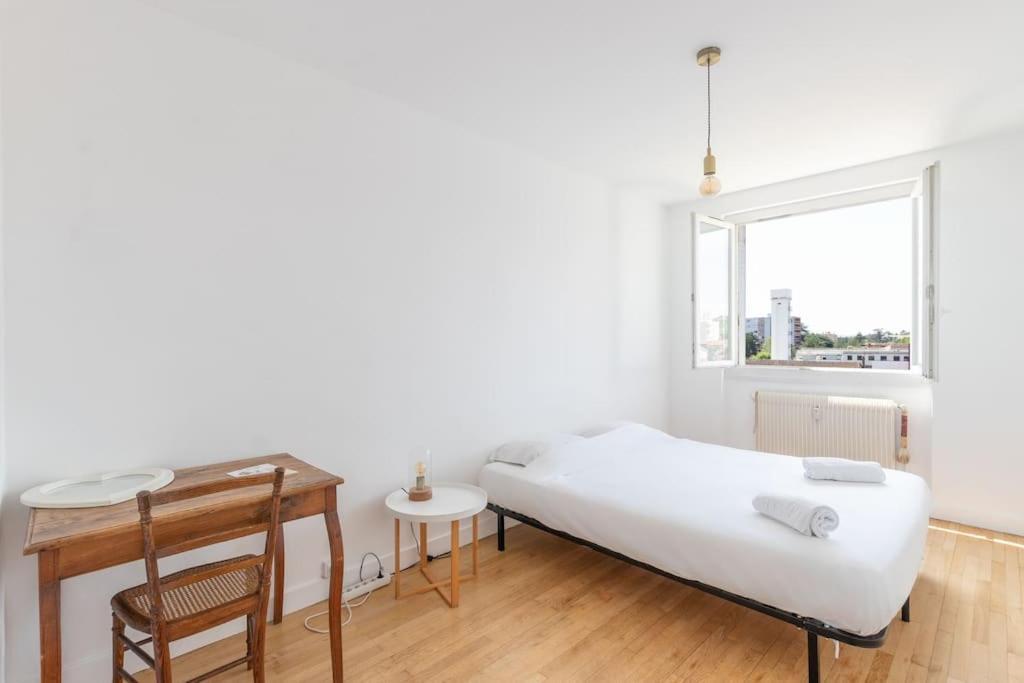 Appartement Grand Cosy - Parking & Balcon *